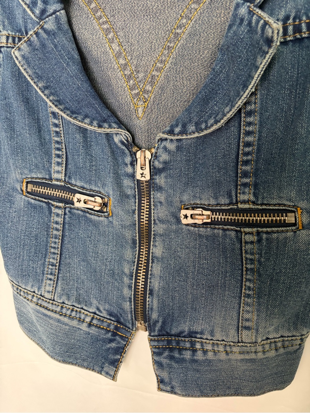 Levi's Blue Denim Zip Vest with Tan Patch - Picture 3 of 9